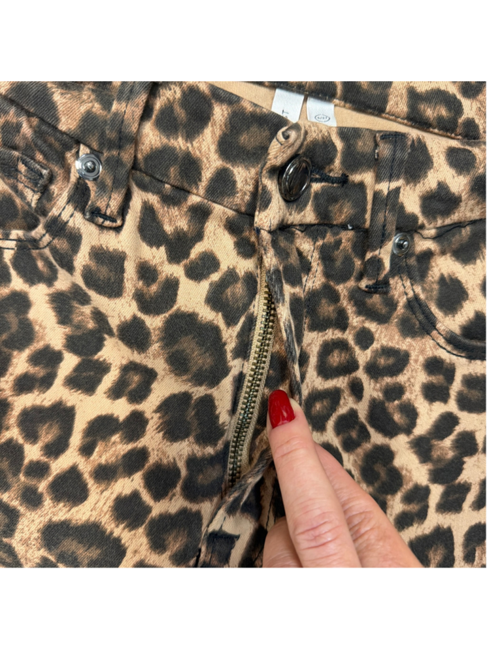 NWOT Good American Leopard Print Good Waist Skinny Jeans Sz 4! - Picture 6 of 9